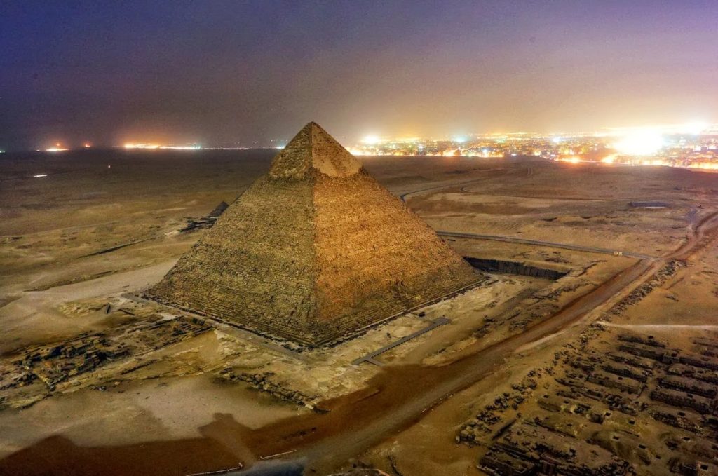 Пирамида в Гизе.