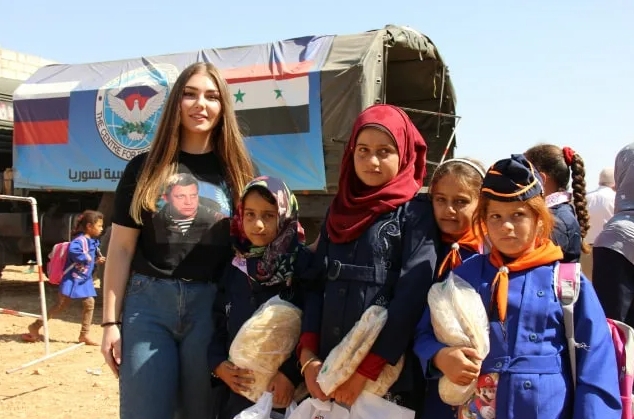 Марьяна Наумова с детьми в Сирии