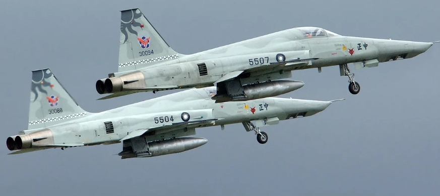 Самолеты Тайваня AIDC F-5E