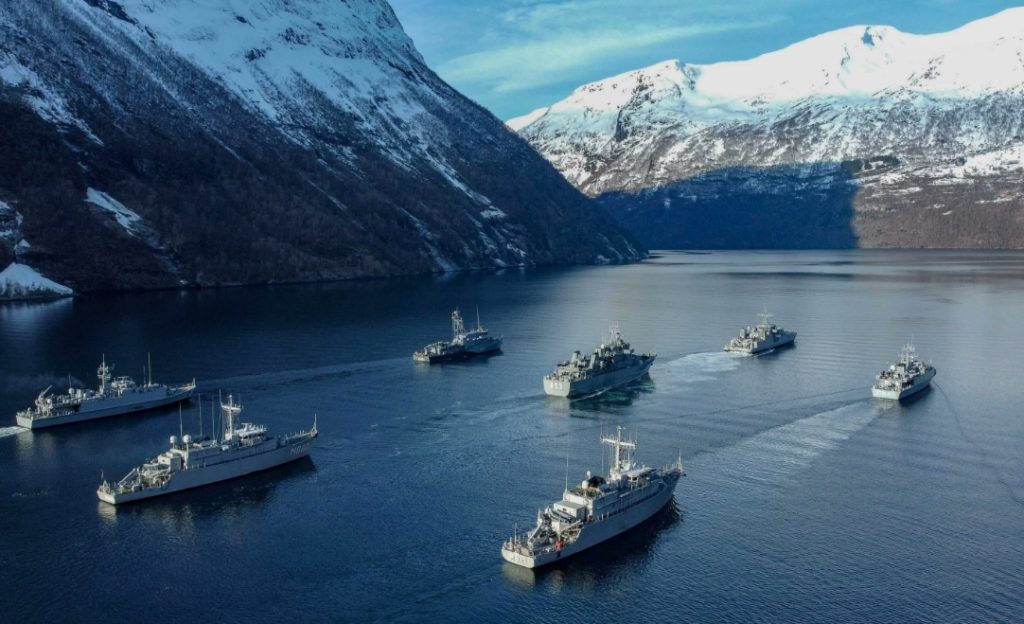 учения НАТО Cold Response 2022 во фьордах Норвегии