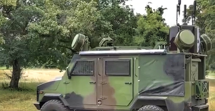 Сербская машина РЛС и РЭБ Kobac-1PR.