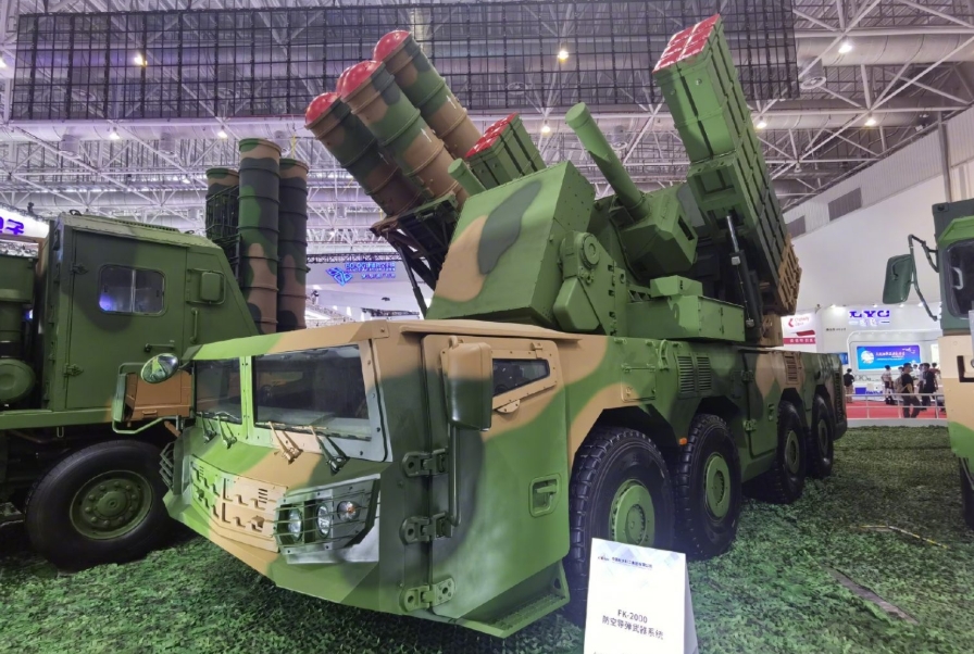 FK-2000 на авиакосмическом салоне Airshow China 2021 года.