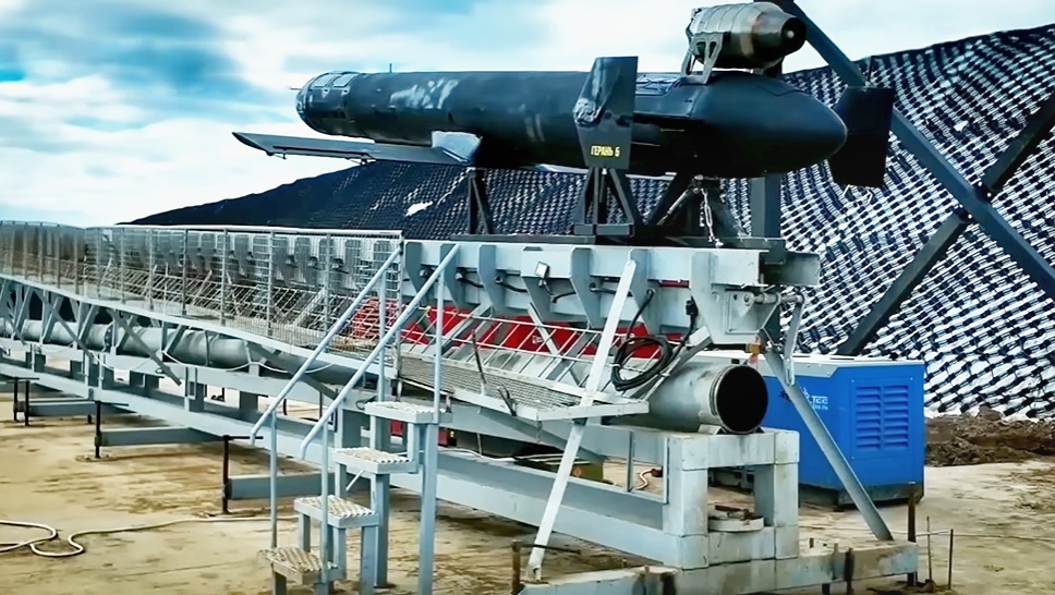 Дрон "Герань-5" на рельсовой пусковой установке.